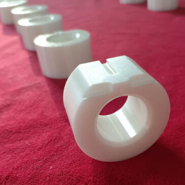 Customized Size Zirconia Sliding Bearing With 1650℃ Max Temperature And Corrosion Resistance For Harsh Environments